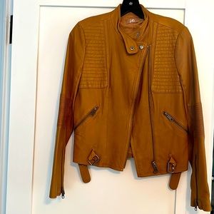 Tan Fulton real leather jacket.. size M. Excellent condition